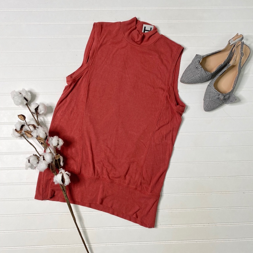 H by Bordeaux Sleeveless Mock Neck Tank Top in Coral Red